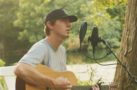 WHAT IT IS: 24-year-old Austin native Dylan Gossett is crafting a unique musical identity through an authentic blend of folk and red-dirt country songwriting. Inspired by a wave of emerging singer-songwriters, Gossett started posting his music in April of this year. His song “Coal” quickly resonated with fans, going viral and amassing over 5m …